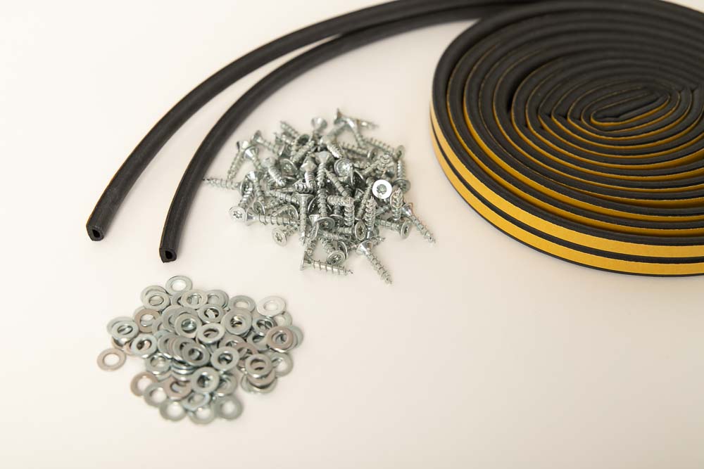 Dichtband, Holzschrauben und Unterlegscheiben benötigte Zukaufteile zum 3D Drucker Gehäuse bauen
