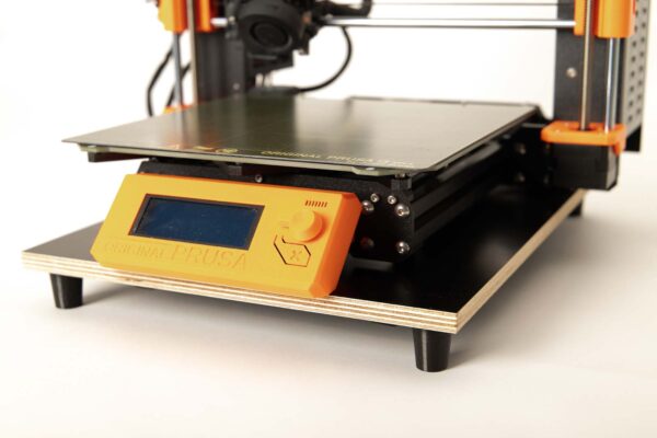 3D Drucker steht auf anti vibrations dämpferbrett mit flexiblen Dämpferfüßen und Schwingungsdämpfenden Zusatzgewichten