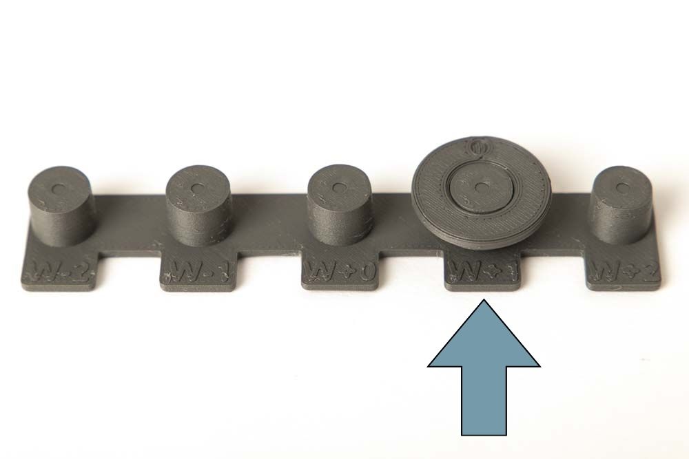 3D gedruckte Klemmverbindung mit Konus und Klemmring mit unterschiedlichen Spalten, Klemmring bündig am besten passenden Konus Spalt für die Verbindung bestimmt