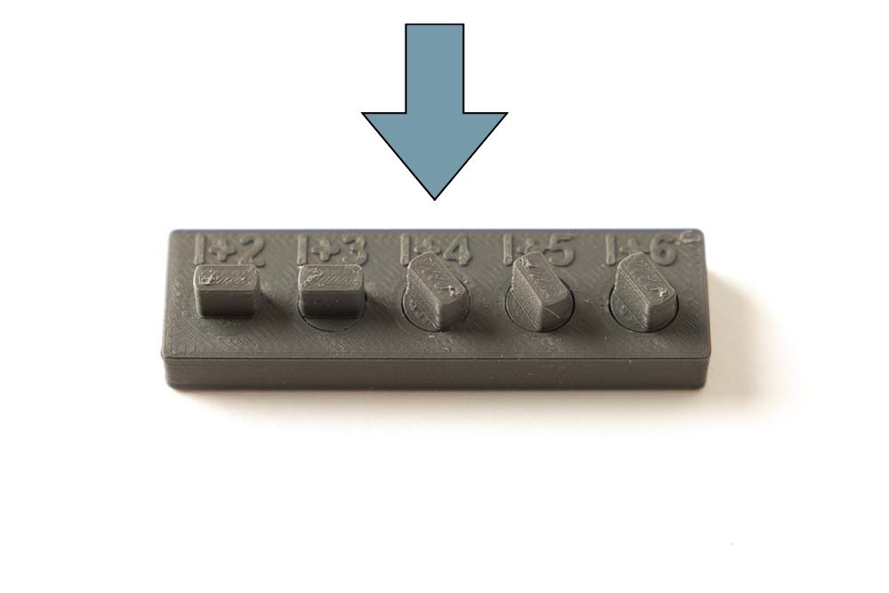 3D Druck Benchmark Tester nach dem Drehtest der einzelnen Einsätze, optimaler Spalt für Print in Place bzw. Teil in Teil Technik bestimmt