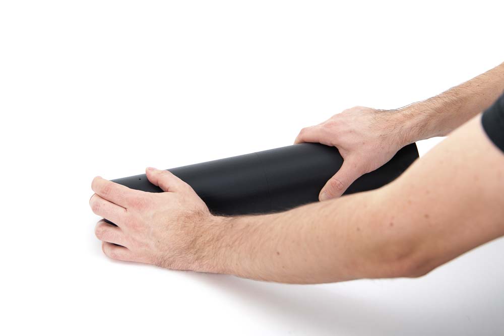 Compressing the glued locations of the two 3D printed inner parts of the 3D printed pendant lamp