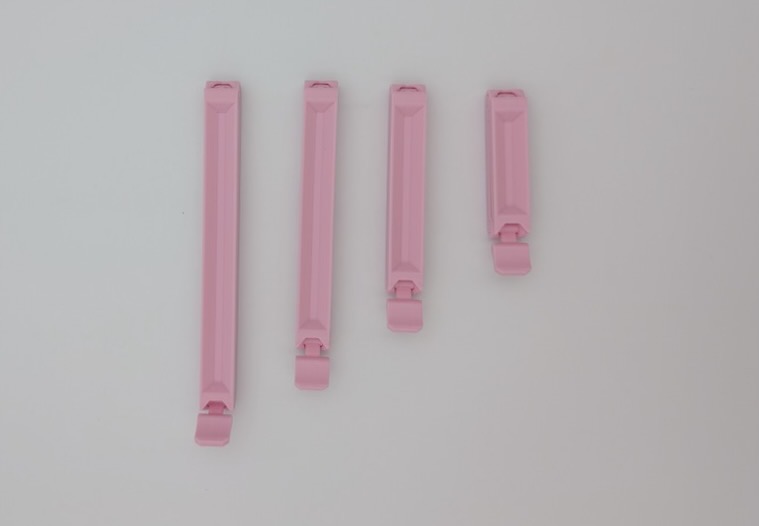 Rosa 3D-gedruckte Verschlussclips in vier Größen